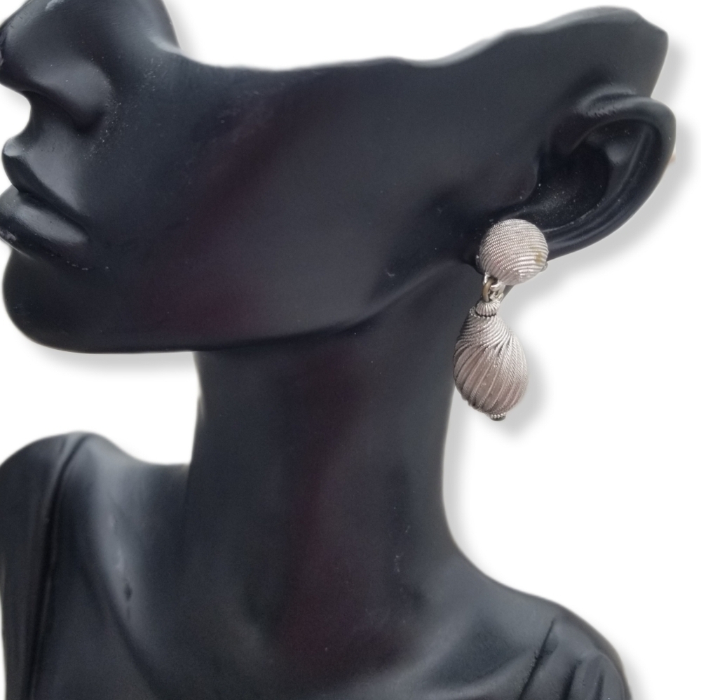 Vintage Monet Silvertone Textured Swirl Teardrop Dangle Clip-On Earrings - Picture 2 of 7